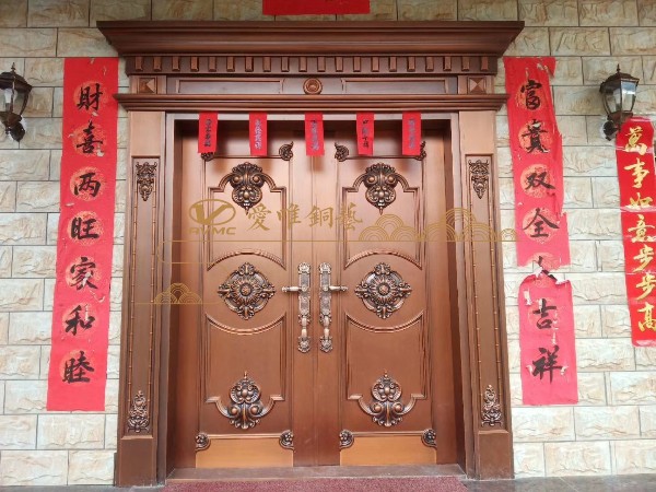 業(yè)主選購銅門品牌時應(yīng)當(dāng)注意什么？