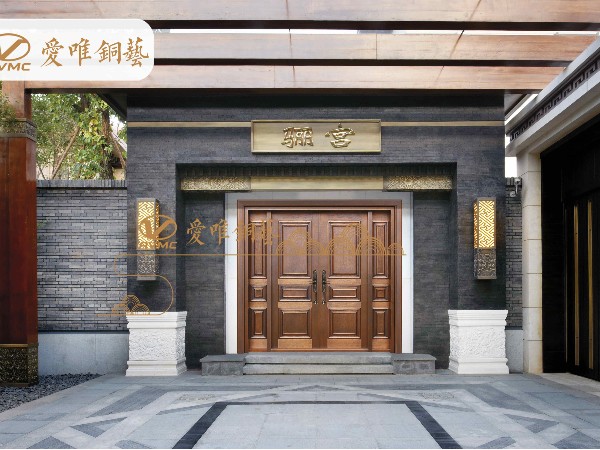 最關(guān)心的就是別墅真銅門多少錢？
